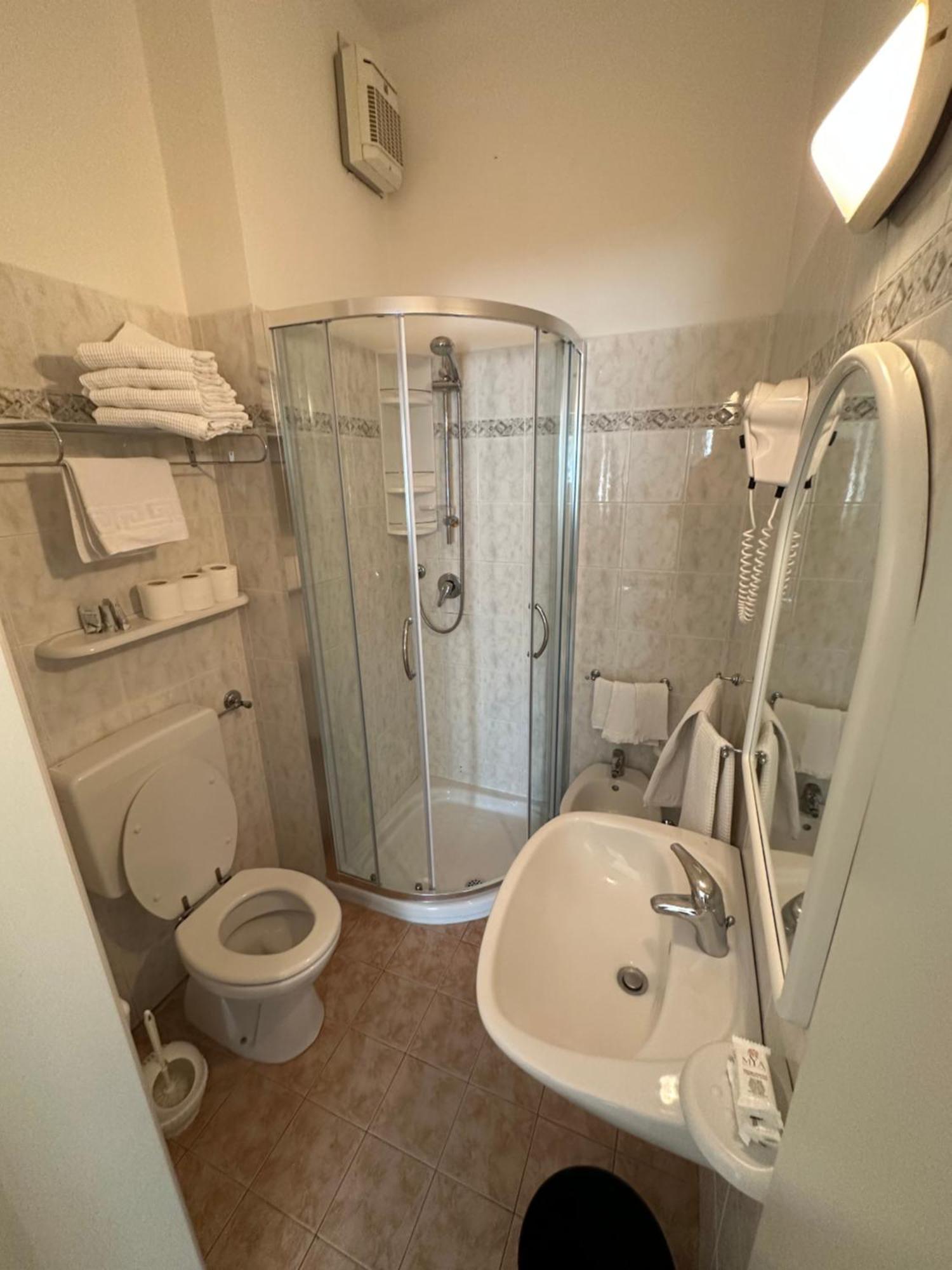 Camera Quadrupla con Bagno Privato